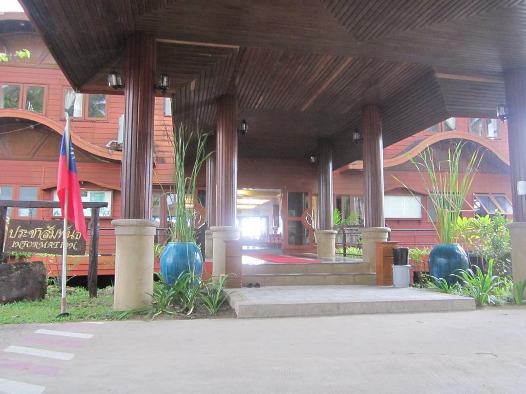 Koh Chang Boat Chalet Exterior photo